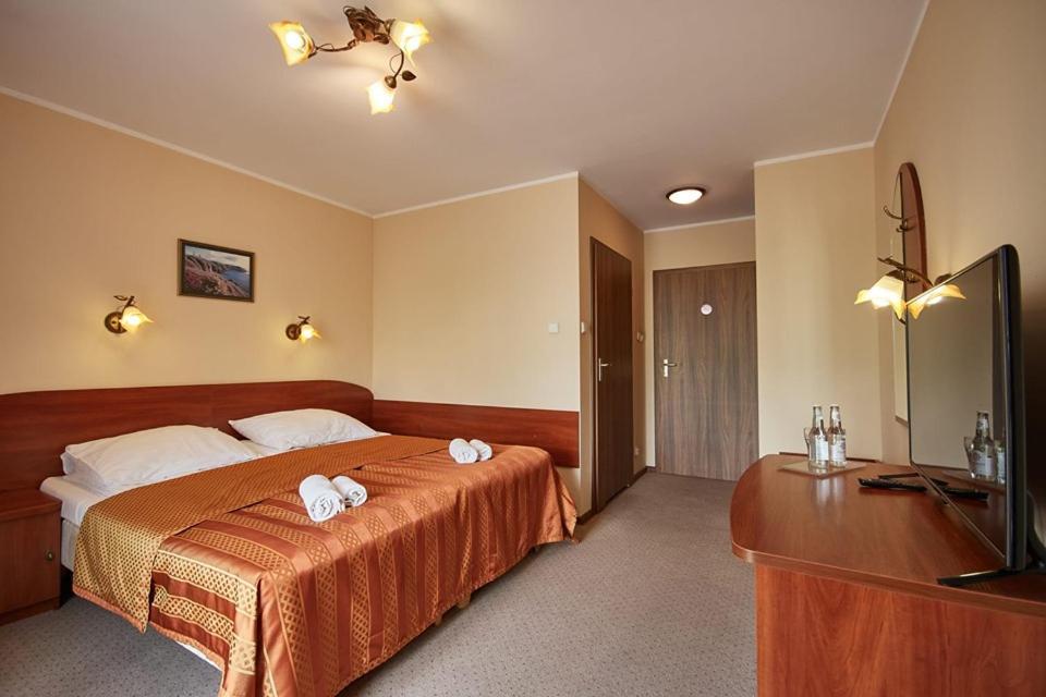 Hotel Melodia *** Buk (Greater Poland) Exterior foto