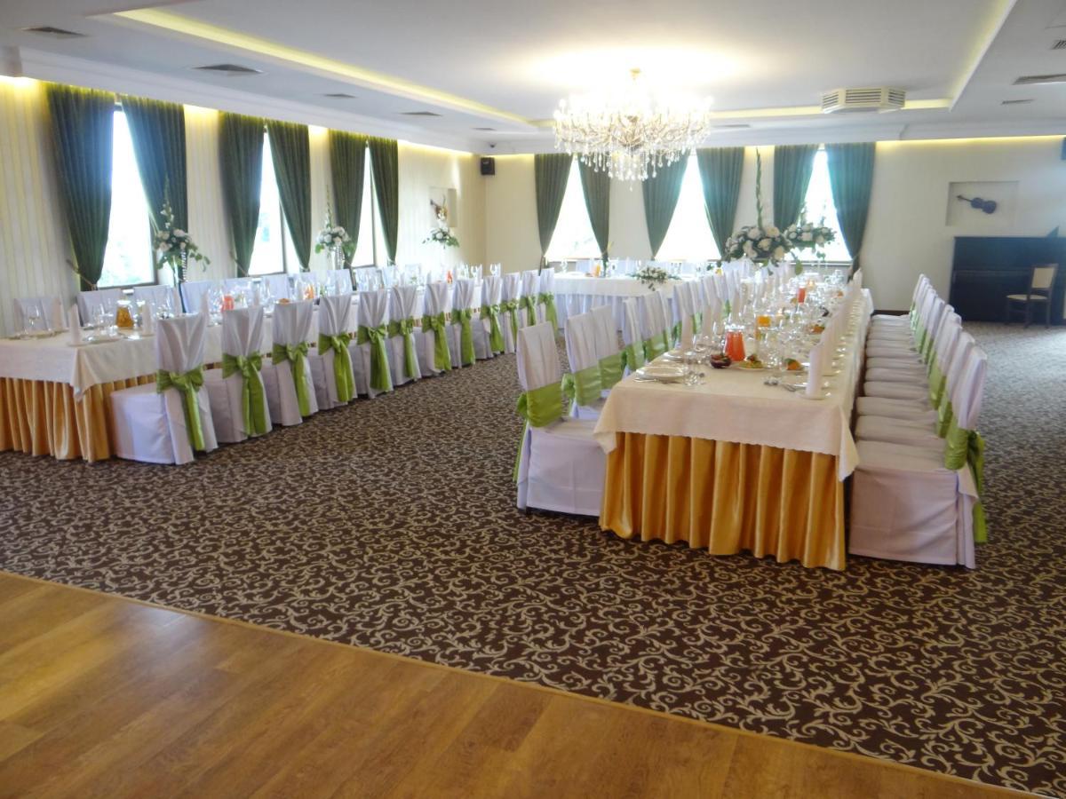 Hotel Melodia *** Buk (Greater Poland) Exterior foto